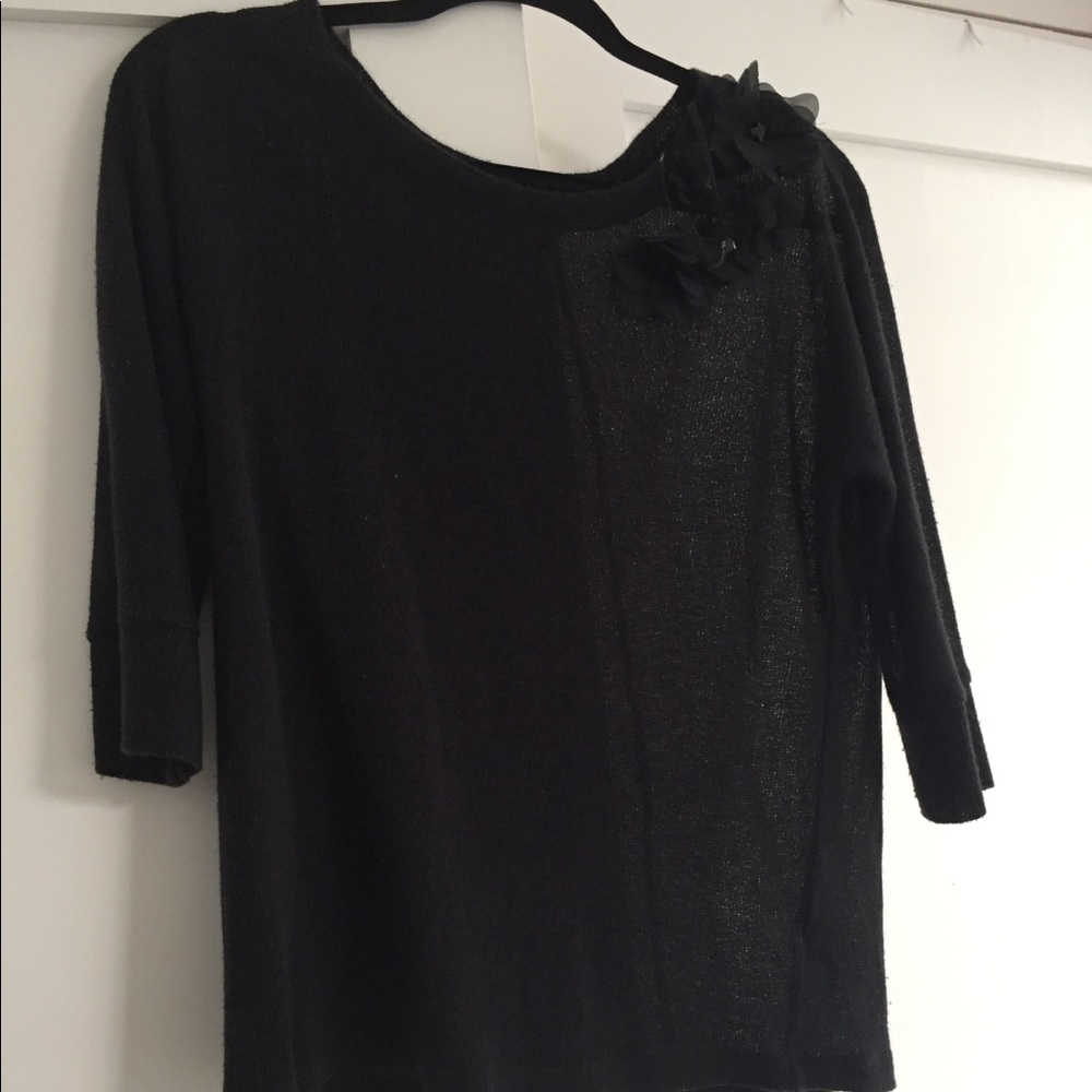 Long sleeved black sweater with flowers